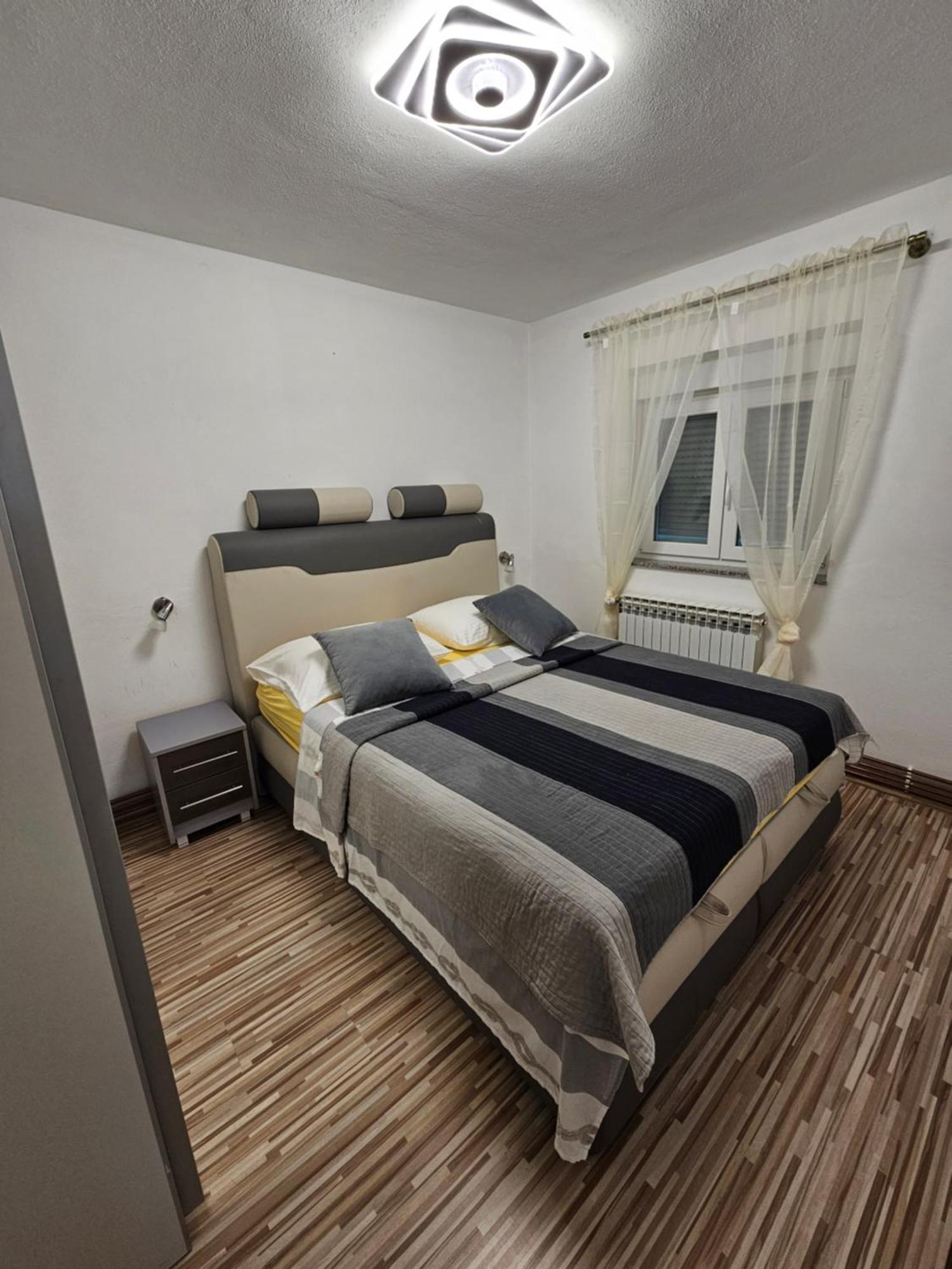 Hotel House Mirjana Smoljanac Esterno foto
